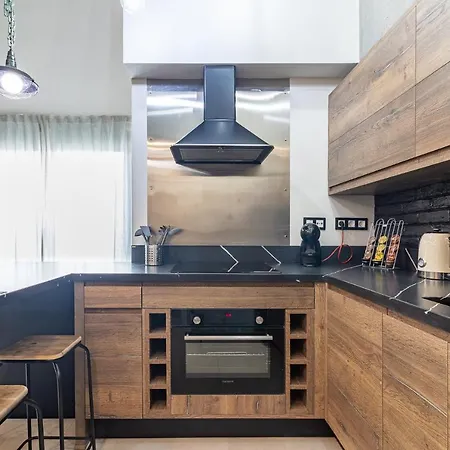 Daire Flatguest Industrial Loft By Marina - Wifi *